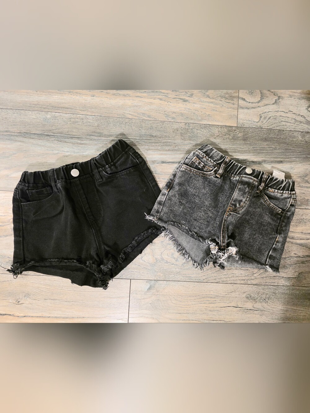 SHEIN Black & Washed Gray Frayed Hem Kids Denim Shorts